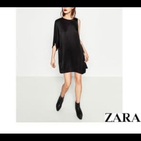 Zara Dresses & Skirts - 🖤Zara Tunic🖤